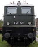 E 40 128