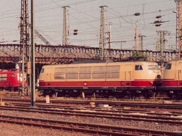 Abbildung der Lokomotive 103 136-8