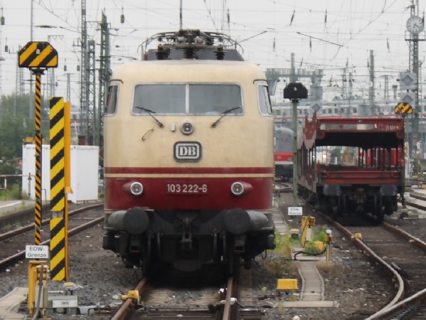 Abbildung der Lokomotive 103 222-6