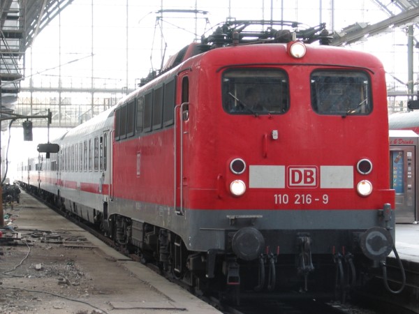 Abbildung der Lokomotive 110 216-9