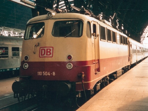 Abbildung der Lokomotive 110 504-8