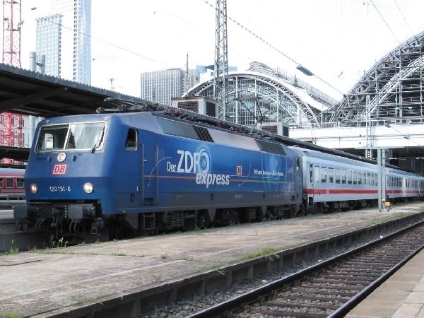 Abbildung der Lokomotive 120 151-6 ZDF