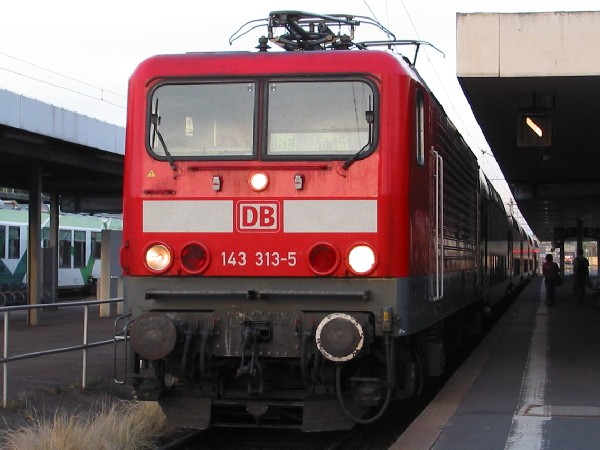 Abbildung der Lokomotive 143 313-5