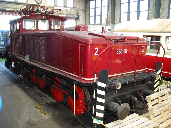 Abbildung der Lokomotive E 60 10