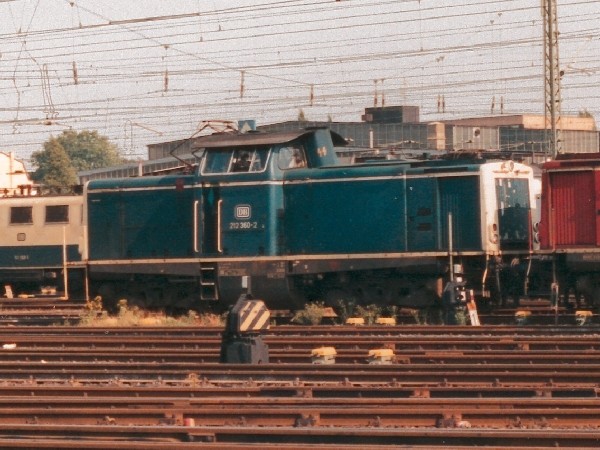 Abbildung der Lokomotive 212 360-2