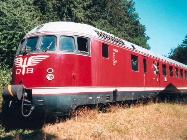 Abbildung der Triebwagens VT 08 520