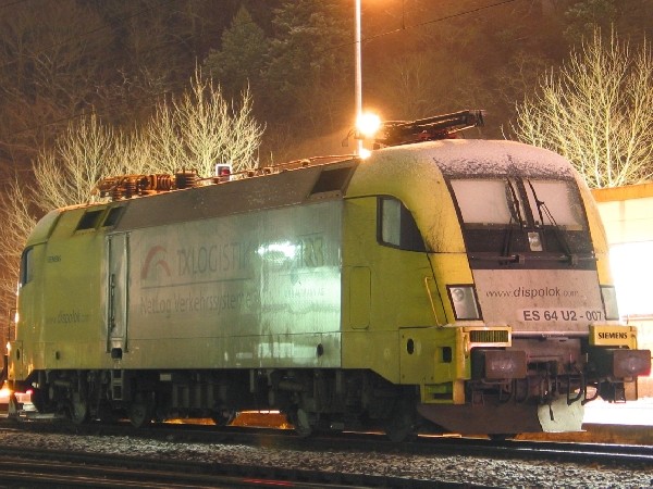 Abbildung der Siemens-Lokomotive ES 64 U2-007 (182 507)