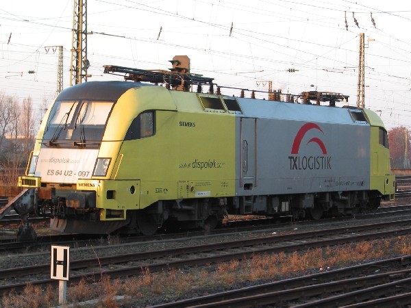 Abbildung der Siemens-Lokomotive ES 64 U2-097 (182 597-5)