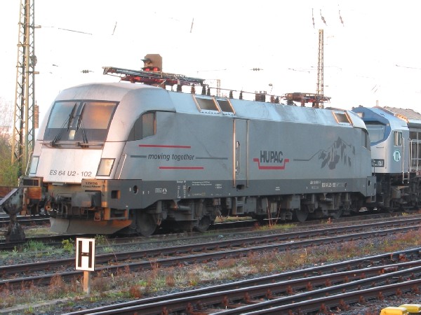 Abbildung der Lokomotive ES 64 U2-102 (182 602-7)