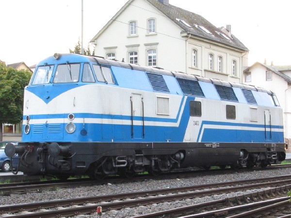 Abbildung der Lokomotive D&D 2403 (ex DB 228 758-9)
