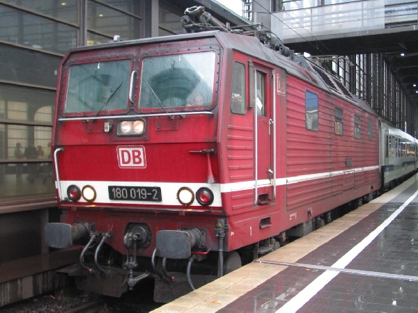 Abbildung der Lokomotive 180 019-2