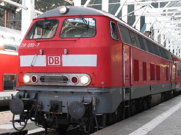 Abbildung der Lokomotive 218 010-7