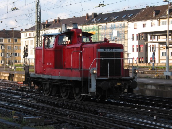 Abbildung der Lokomotive 363 720-4