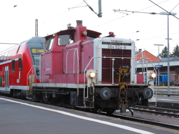 Abbildung der Lokomotive 364 524-9