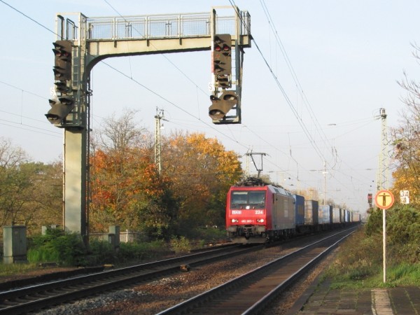 Abbildung der Lokomotive RAG 224 (SBB 482 003-1)