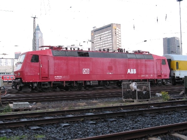 Abbildung der Lokomotive 752 004-2 (ex 120 004-7)
